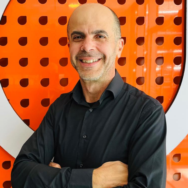 Angelo Santos